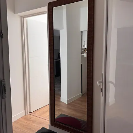 -centre- Gare- Commerces Apartment